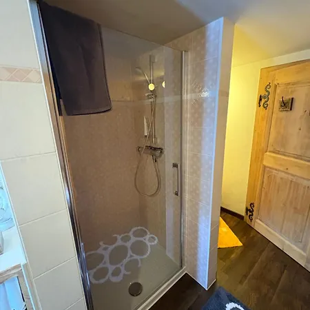 فندق مبيت وإفطار L'atelier D' En Bas 3*