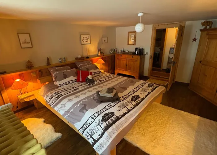 L'atelier D' En Bas La Tine