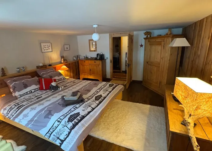 L'atelier D' En Bas Bed & Breakfast La Tine