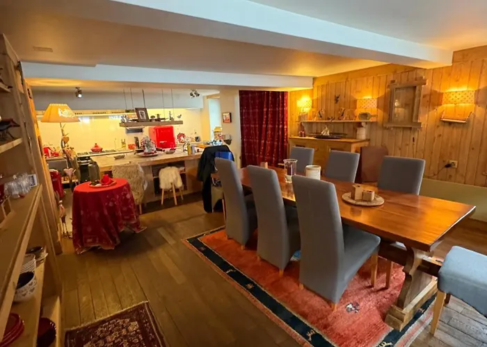 Bed & Breakfast L'atelier D' En Bas La Tine